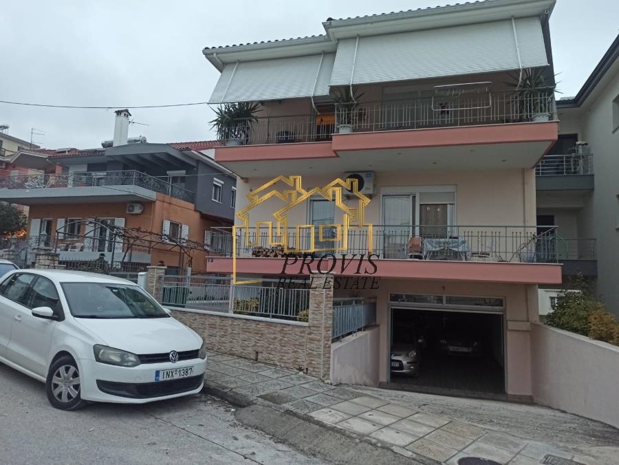 (Προς Πώληση) Κατοικία Οροφοδιαμέρισμα || Ν. Ιωαννίνων/Ανατολή - 101 τ.μ, 3 Υ/Δ, 180.000€ 